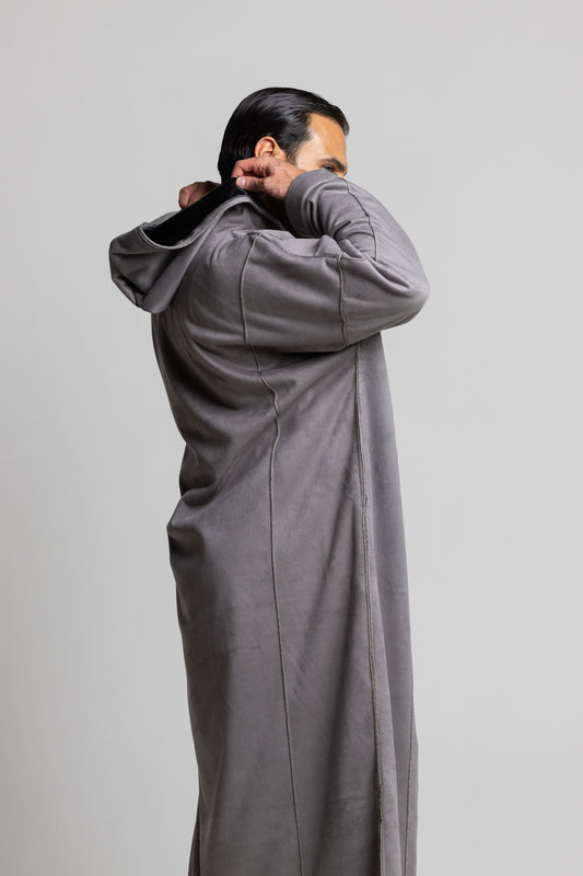 ثوب مغربي رصاصي