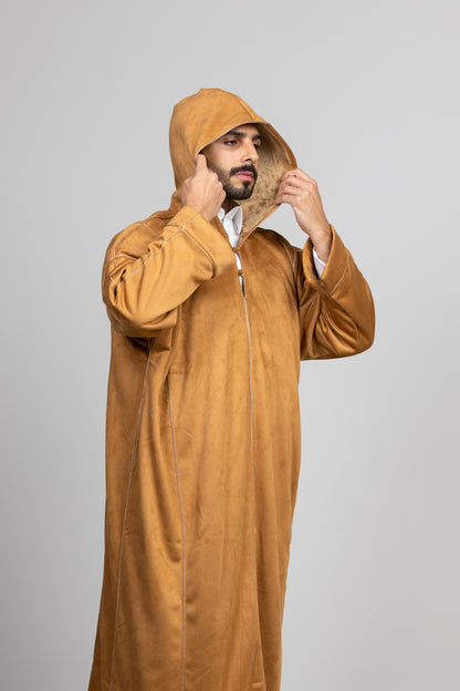 ثوب مغربي زعفراني
