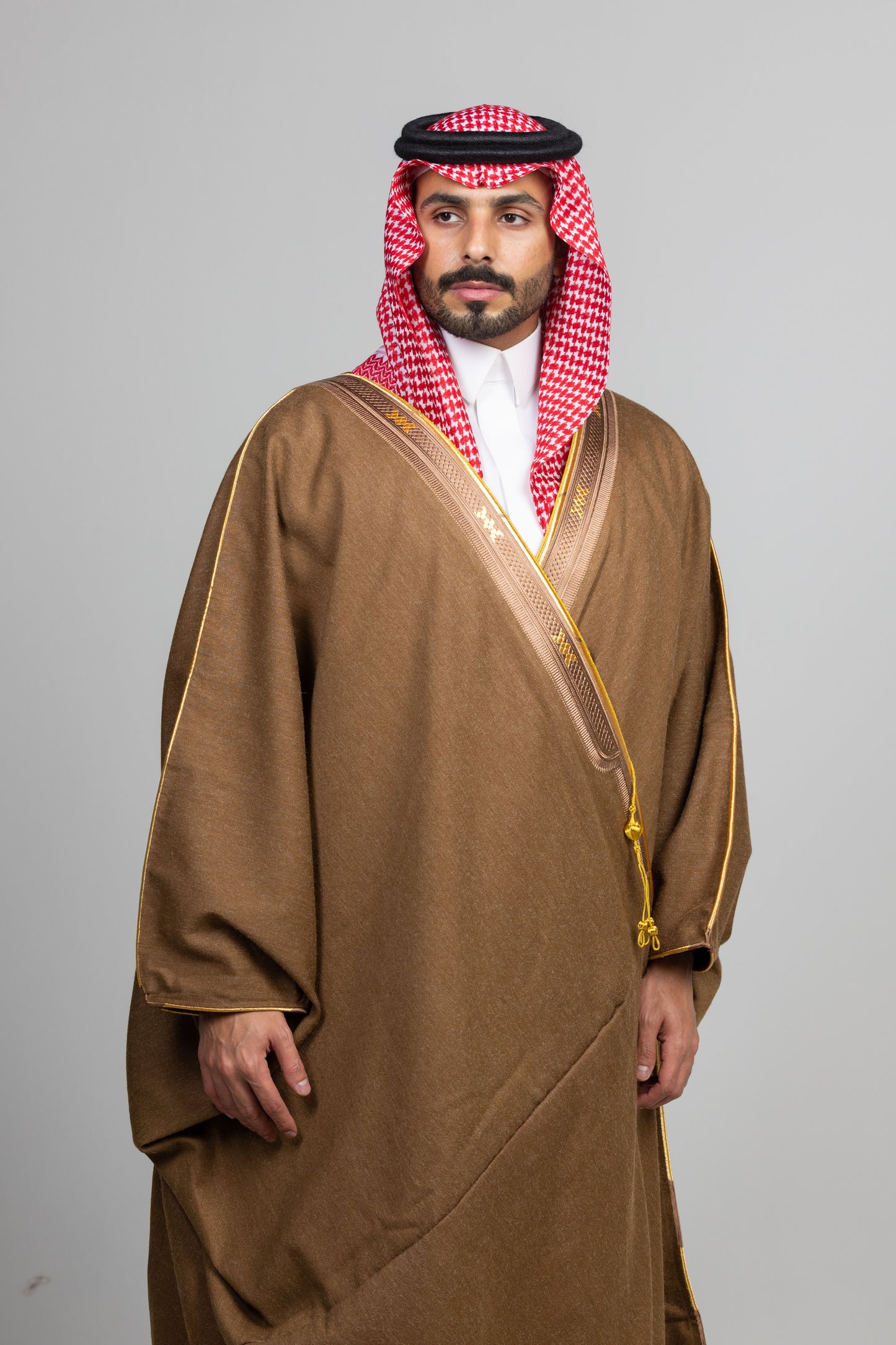 بشت وبر بني