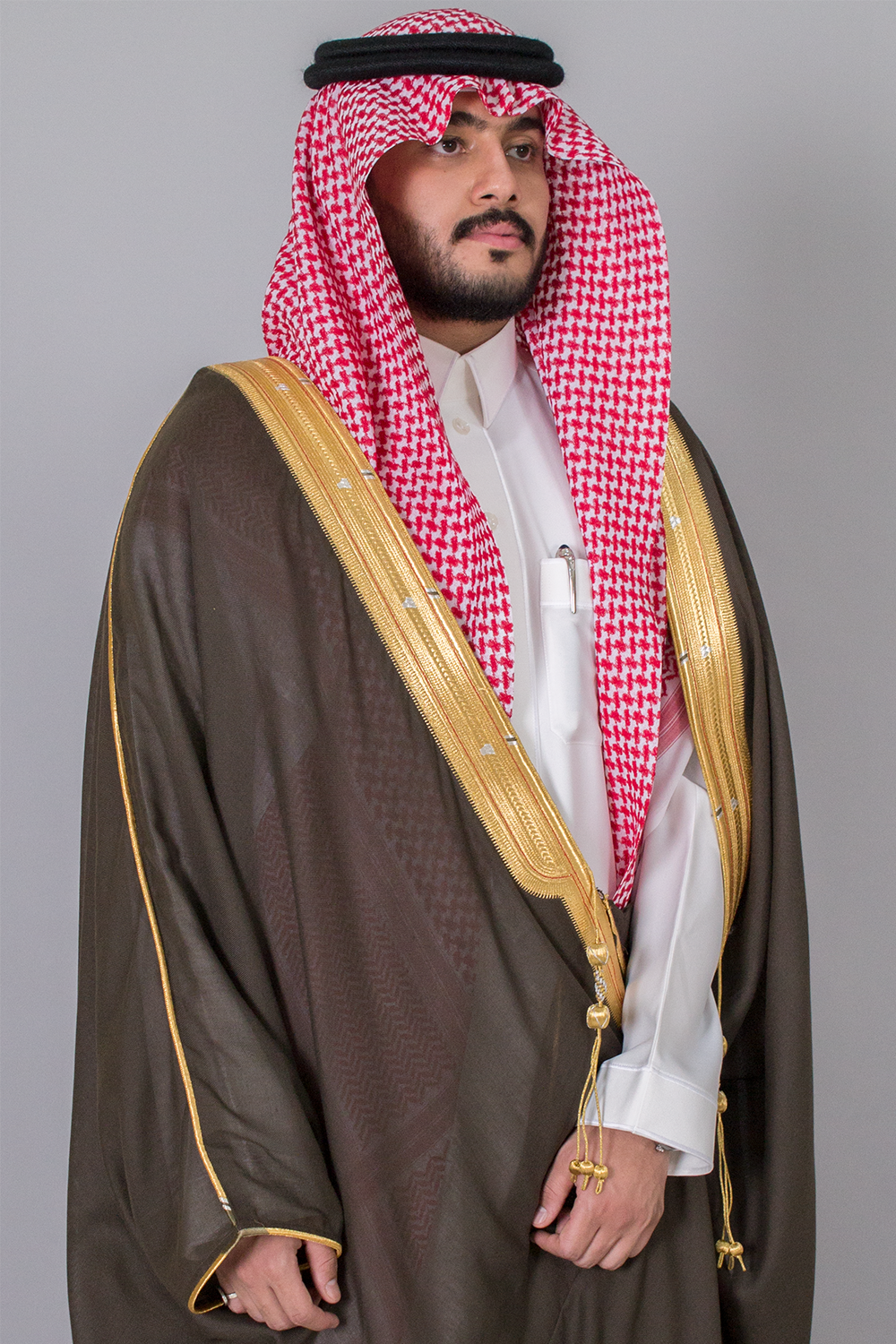 بشت ملكي زيتي